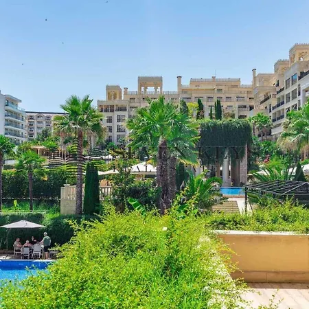 Delux Double Argisht Złote Piaski